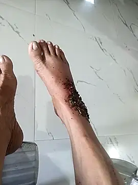 TropicalFlower's Webcam Show