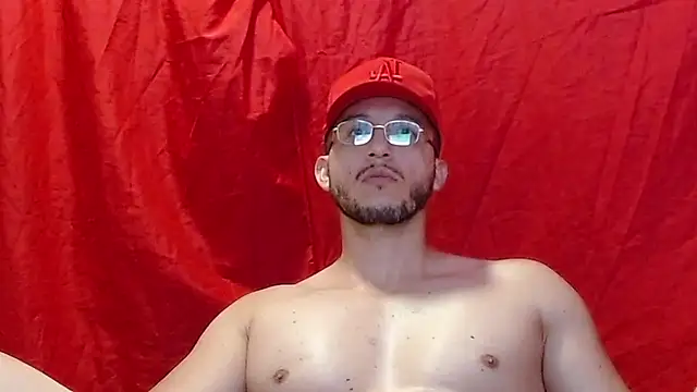 MarcusMilarc's Webcam Show