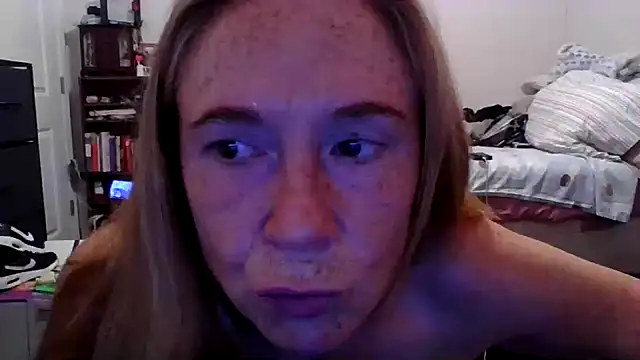 tmmcmannus Show in webcam