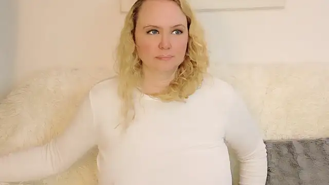 Sarah4you Live XXX-Chat
