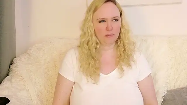 Sarah4you Chat XXX live