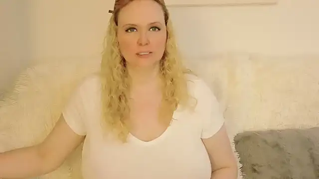 Chatroom XXX en direct de Sarah4you