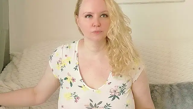 Chat +18 de Sarah4you ao vivo