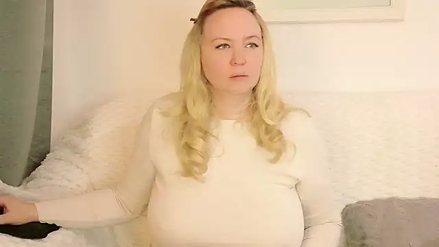 Chat +18 de Sarah4you ao vivo