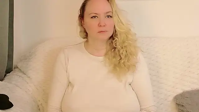 Chat +18 de Sarah4you ao vivo