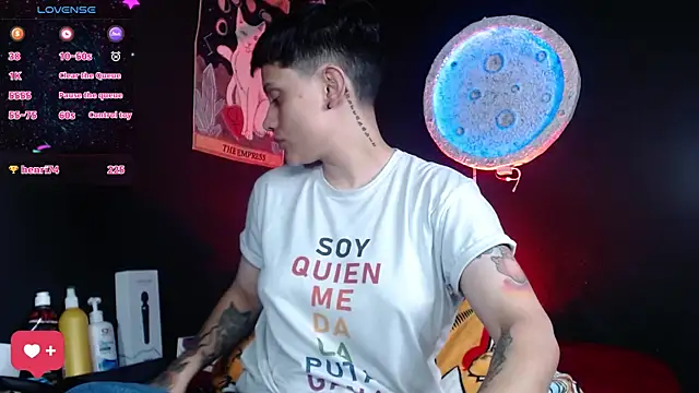 girl_intense444 Adlı Modelin Canlı XXX Sohbeti