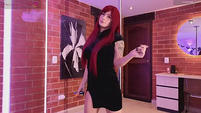 mandi4pole_'s Webcam Show