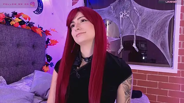 mandi4pole_ Chat XXX in diretta