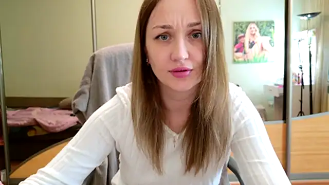 Chat XXX Live Precious_Crystal