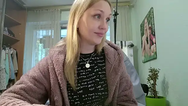 Precious_Crystal's Webcam Show
