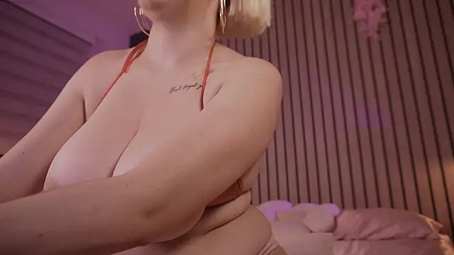 bella_adams_'s Live XXX Chat