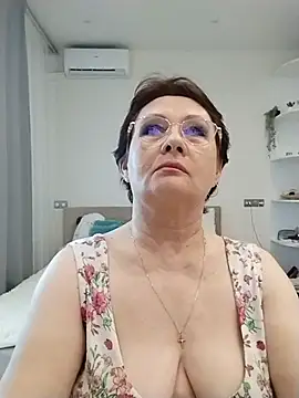 SalientClean's Live XXX Chat