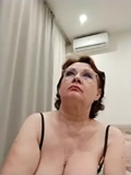 SalientClean's Webcam Show