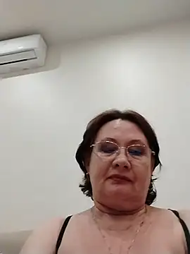 SalientClean's Live XXX Chat