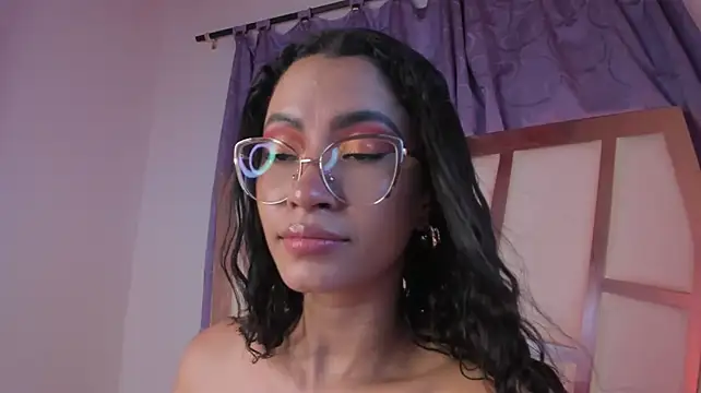 PaulinaBelushi Chat XXX in diretta