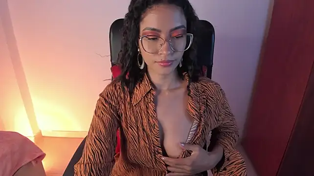 Chat XXX en directo de PaulinaBelushi