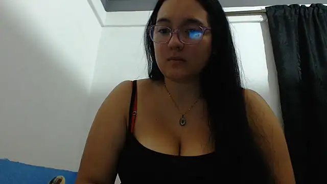 Yoko1502@xh's Live XXX Chat