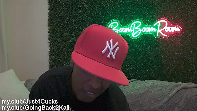 Pertunjukan Kamera Web boomboomr00m