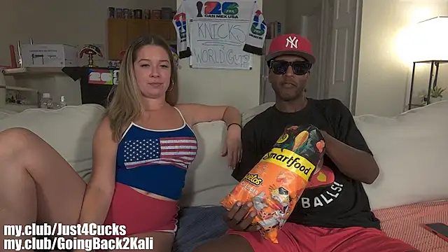boomboomr00m: вебкам-шоу