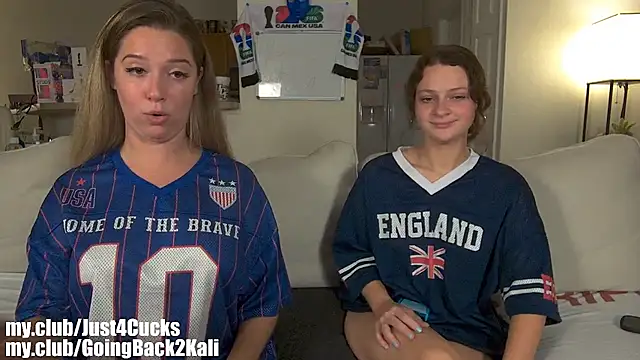 boomboomr00m Show in webcam