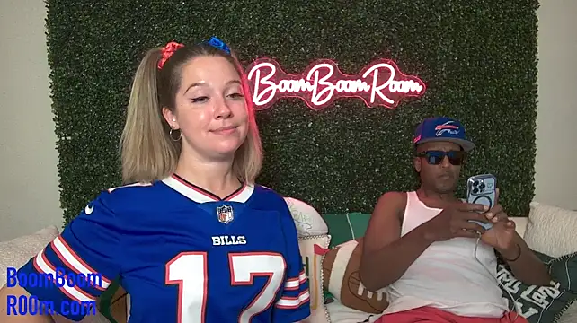 boomboomr00m's Webcam Show