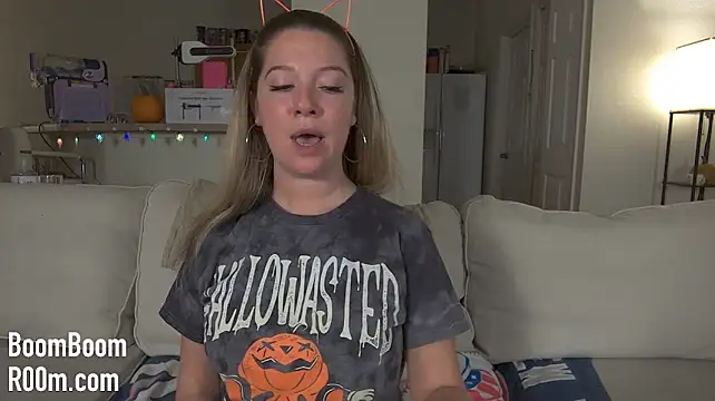 boomboomr00m webkamerás műsora