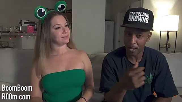 boomboomr00m Шоу с уебкамера