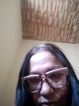 catdool XXX чат на живо