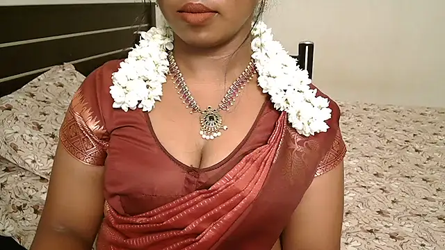 Dhiyapink – webcam-show