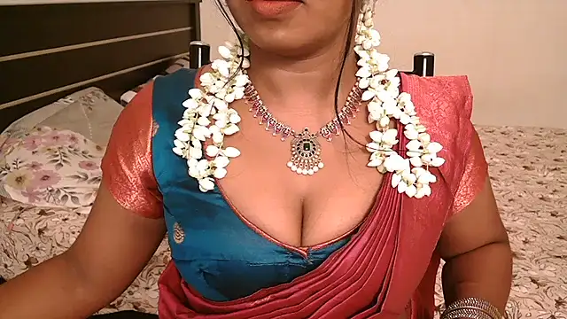 Chat +18 de Dhiyapink ao vivo