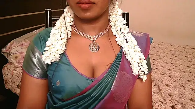 Dhiyapink 라이브 XXX 채팅