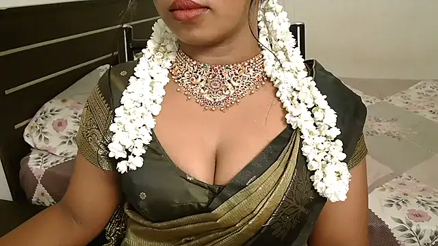 Dhiyapink's Webcam Show