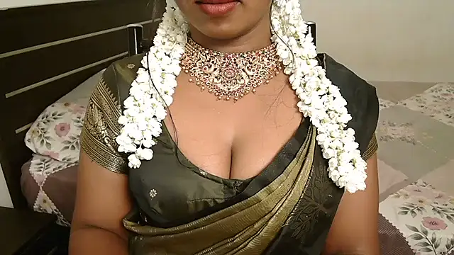 Dhiyapink ওয়েবক্যাম শো