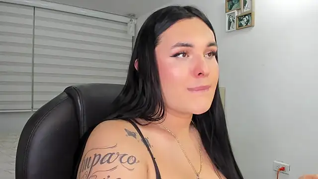 Webkamerová show naty_pink