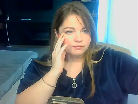 XXX chat uživo modela cute__cherry