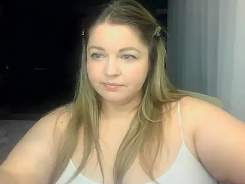 Chat +18 de cute__cherry ao vivo