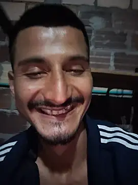 הו פעת וובקאם של TRAVIESO_MOR