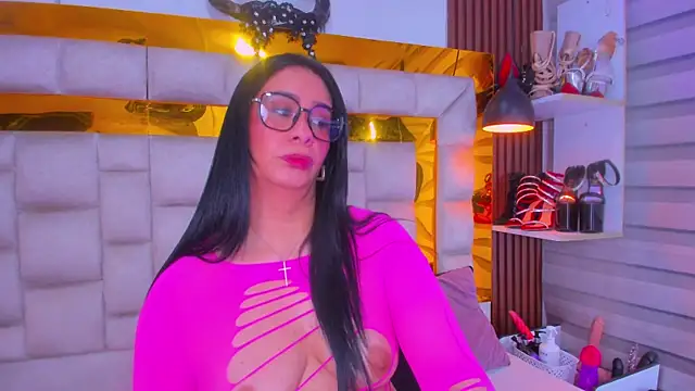 bigass_monic Webcam-Show