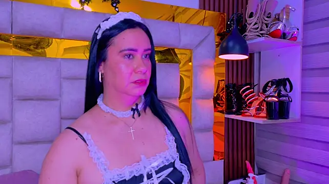 دردشة bigass_monic الجنسية المباشرة