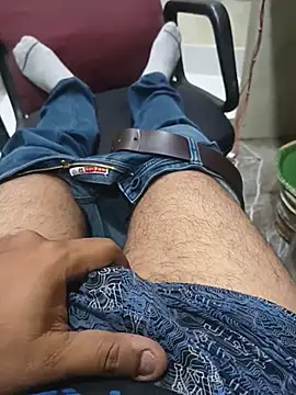 Rj202113 Chat XXX in diretta