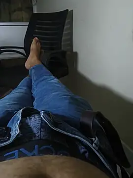 Rj202113 Show in webcam