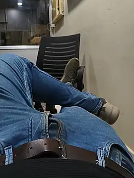 Rj202113's Webcam Show