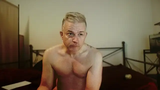 Dragonnyc@xh Show in webcam