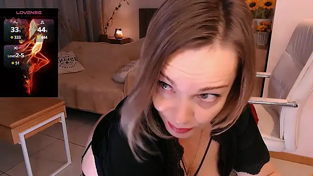 XXX chat uživo modela Tilly_Eliot