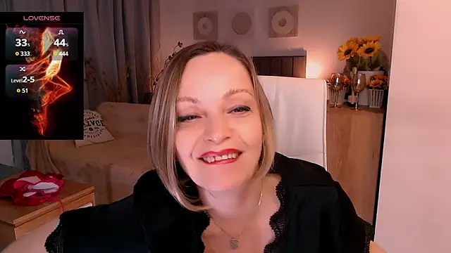 Онлайн чат XXX Tilly_Eliot
