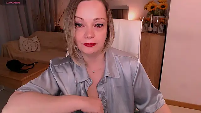 Tilly_Eliot's Live XXX Chat
