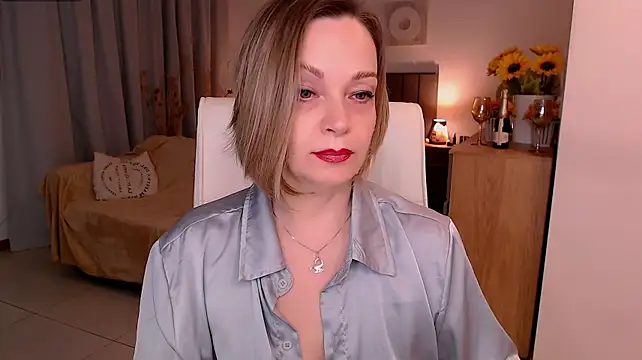 Chatroom XXX en direct de Tilly_Eliot