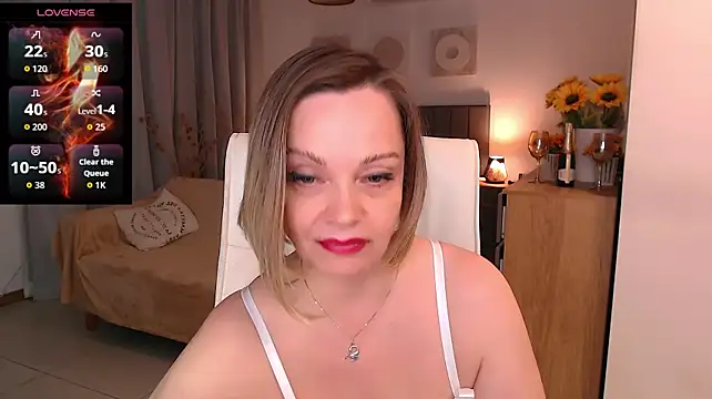 Tilly_Eliot's Live XXX Chat