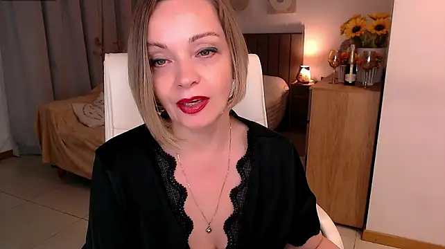 Chat +18 de Tilly_Eliot ao vivo