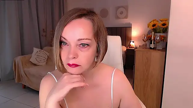 Czat XXX na żywo – Tilly_Eliot